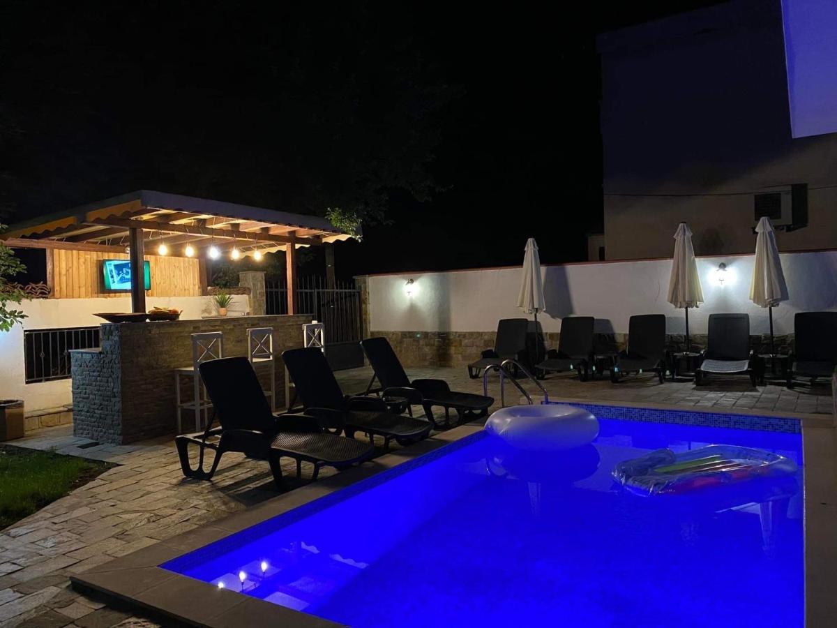 Villa Aqua Family Hotel Burgas ภายนอก รูปภาพ